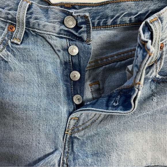 Levi’s 501 shorts - Picture 3 of 5